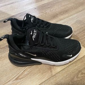 Nike Air Max 270